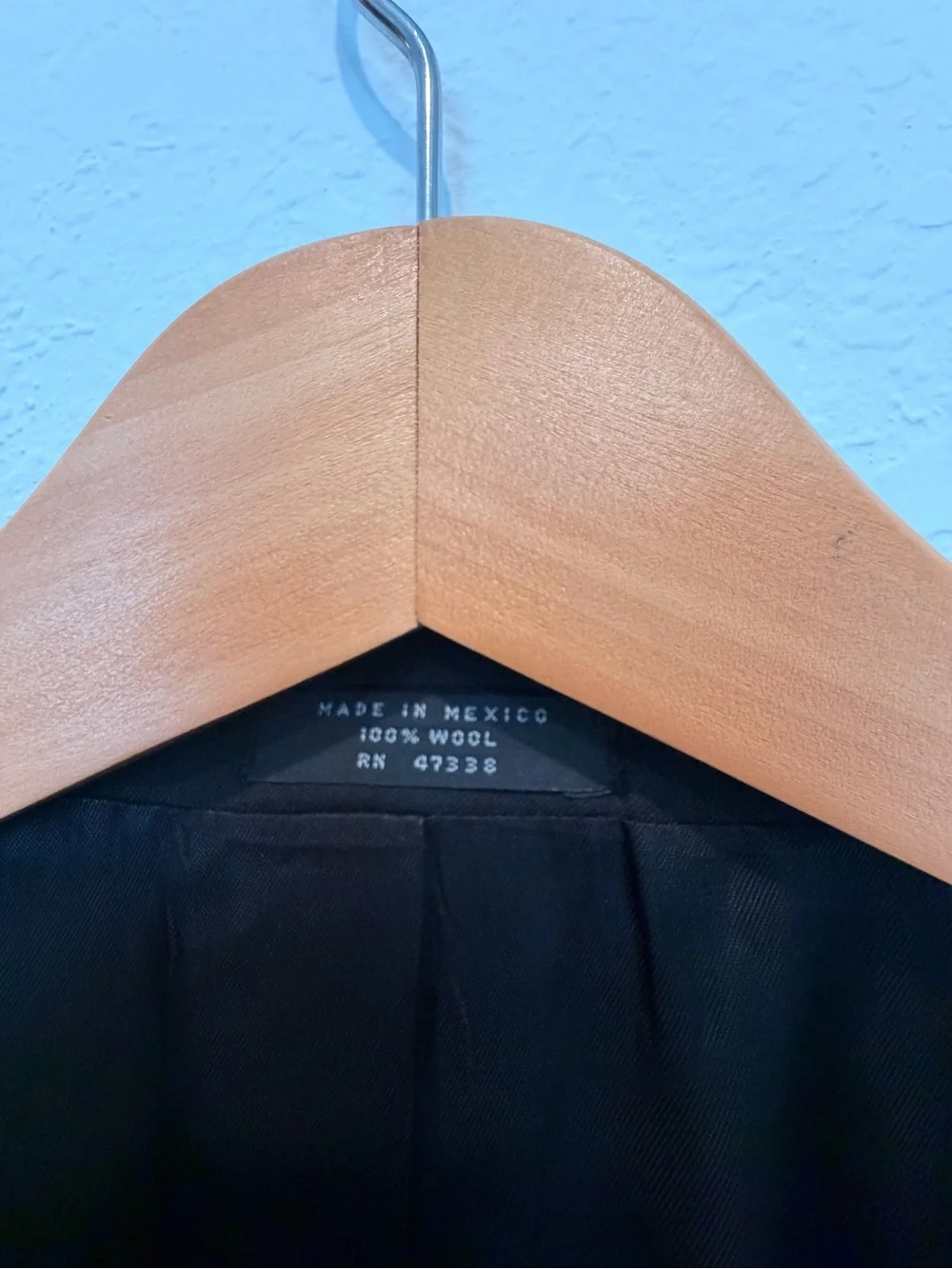 Classic Black Men's Tuxedo Suite